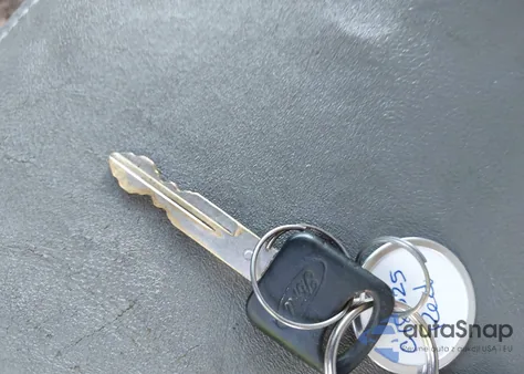 2004 Ford F-250 Lariat/Xl/Xlt из США, поврежденный, VIN 1FTNW21P34EC18325